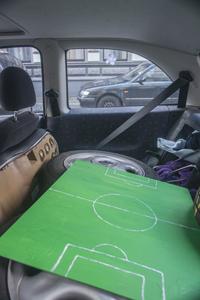 Volker Döhne  
From the series: Reihenuntersuchung, 2012  
Color print  
30 × 20 cm  
© Volker Döhne  
Courtesy the artist