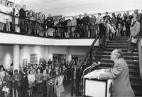 Wiedereröffnung des Kaiser Wilhelm Museums, 1969, Eröffnungsrede Paul Wember (1913-1987), Direktor, Foto: K.-H. Lengwenigs