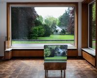 Installationsansicht Akt 1: Utopie. Anders Wohnen, BLESS, Architecture Souvenir Baggage I & II, 2019, Haus Lange, Krefeld, Foto: Dirk Rose
