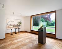 Installationsansicht Akt 1: Utopie. Anders Wohnen, Christopher Kulendran Thomas, New Eelam, 2019, Haus Lange, Krefeld, Foto: Dirk Rose