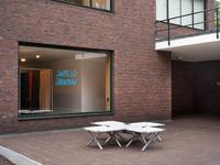 Installationsansicht, Akt: 2 Anders Wohnen, Haus Lange Haus Esters, Krefeld, Didier Fiúza Faustino, Global Warming, 2019, Foto: Dirk Rose