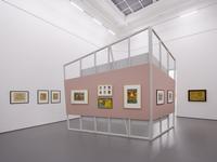 Ausstellungsansicht, für Larionow, Gontscharowa und Malewitsch waren Ikonenmalerei, russische Volkskunst und Lubki wichtige Inspirationsquellen, Foto: Dirk Rose