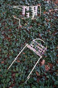 Andreas Schmitten  
Fragile Konstruktion, 2019  
Exhibition view, Alternatives for Living, Haus Lange, Krefeld 2019  
© Andreas Schmitten, Photo: Dirk Rose