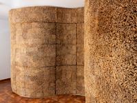 Olaf Holzapfel  
Rückgabe Reimbursement Cells – Cellulare Dialektik, 2019  
Ausstellungsansicht Anders Wohnen, Haus Lange, Krefeld 2019  
© Olaf Holzapfel, Foto: Dirk Rose