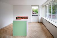 Andreas Schmitten  
Fragile Konstruktion (AS/S174), 2019  
Exhibition view, Alternatives for Living, Haus Lange, Krefeld 2019  
© Andreas Schmitten, Photo: Dirk Rose