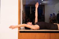 Linda Nadji  
AUF/ZU. Test Assemblies  
Body/Space/Interior  
Performance  
Exh. Alternatives for Living, Prologue: Mixed Reality, Haus Lange/Kunstmuseen Krefeld 01.23.2019  
Photo: Dirk Rose