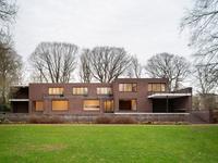Haus Lange  
Ludwig Mies van der Rohe  
Foto Dirk Rose, Kunstmuseen Krefeld