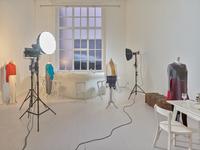 Liora Epstein, dispersed non-existence (Installationsansicht), 2023  
© Liora Epstein, Ivo Faber  
Foto: Ivo Faber