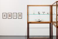 Die Große Verführung. Karl Ernst Osthaus und die Anfänge der Konsumkultur, Sammlung Deutsches Museum für Kunst in Handel und Gewerbe, Installationsansicht im KWM, Kunstmuseen Krefeld, 2023  
Foto: Dirk Rose