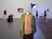 Liora Epstein, dispersed non-existence, Installationsansicht im KWM, 2024  
© Liora Epstein  
Foto: Dirk Rose