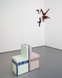 Standpunkte  
Installationsansicht im KWM, Kunstmuseen Krefeld, 2024  
© VG Bild-Kunst, Bonn, 2024  
Foto: Kunstmuseen Krefeld / Dirk Rose
