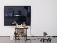 Jürgen Drescher, Reinhard Mucha, VERKAUFEN, 1981, Kunstmuseen Krefeld, Schenkung von / donation from Max Hetzler & Kasper König, Installationsansicht / installation view, KWM  
© VG Bild-Kunst, Bonn, 2024  
Foto / Photo: Dirk Rose