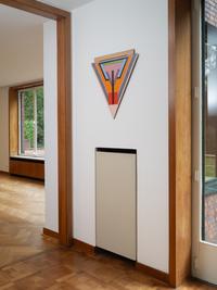 Anna K.E., Für unsere Eltern  
Ausstellungsansicht, Haus Esters, Kunstmuseen Krefeld 2024  
© the artist, Barbara Thumm Gallery  
Foto: Dirk Rose