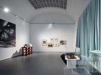 Visionary Spaces. Walter Pichler Meets Frederick Kiesler in a Display by raumlaborberlin
Installation view at KWM, 2024
Photo: Dirk Rose