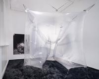 Visionary Spaces. Walter Pichler Meets Frederick Kiesler in a Display by raumlaborberlin
Installation view at KWM, 2024
Photo: Dirk Rose