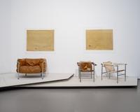 Charlotte Perriand. L’Art d’habiter / The Art of Dwelling  
Installation view at Kaiser Wilhelm Museum  
© FLC, VG Bild-Kunst, Bonn, 2025  
© VG Bild-Kunst, Bonn, 2025  
Photo: Dirk Rose