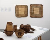 Sammlung in Bewegung—15 Räume 15 Geschichten. Installationsansicht im KWM mit / Installation view at KWM
Foto/Photo: Kunstmuseen Krefeld / Dirk Rose