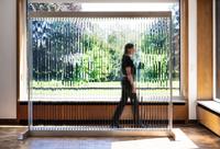 Ausstellungsansicht Julio Le Parc Interaktive Erfahrungsräume, HLHE Dialog, 2022  
Kunstmuseen Krefeld  
© VG Bild-Kunst, Bonn 2022 / Foto: Andreas Bischof