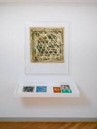 Ausstellungsansicht Maison Sonia. Sonia Delaunay und das Atelier Simultané, HLHE Dialog Abstraktion Leben, 2022  
Kunstmuseen Krefeld  
Foto: Dirk Rose